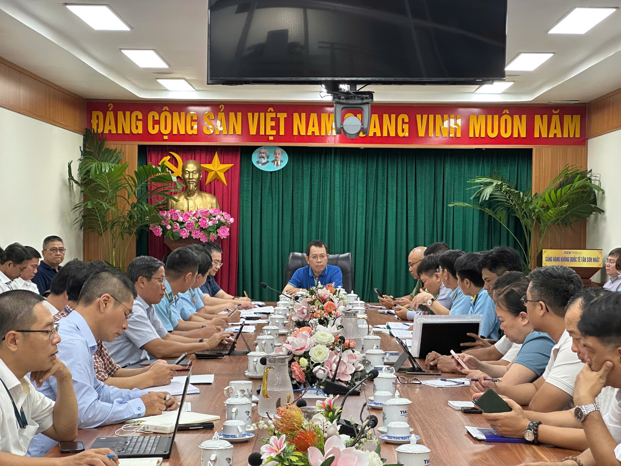 Các Vấn Đề An Toàn Giao Thông Hàng Không Tại Sân Bay Tân Sơn Nhất