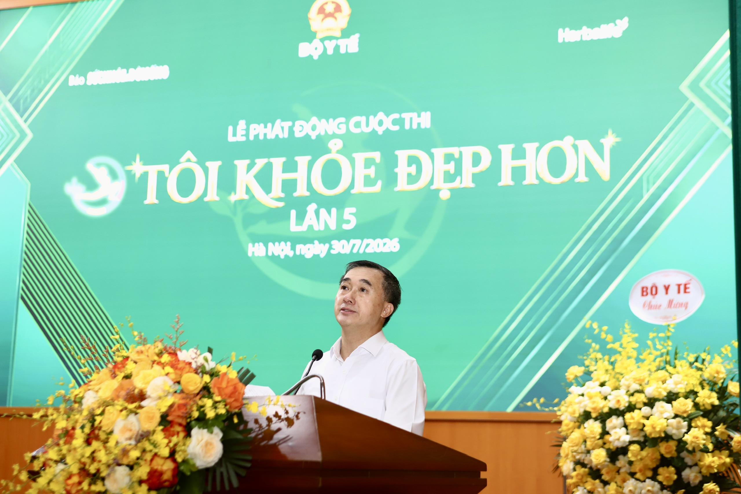 ttutgsts-tran-van-thuan-thu-truong-bo-y-te-chu-tich-hoi-dong-y-khoa-quoc-gia-truong-ban-chi-dao-cuoc-thi-phat-bieu-178548126299376111799 Herbalife Việt Nam đồng hành cùng Tôi khỏe đẹp hơn Lần 5, nối dài hành trình lan tỏa lối sống khỏe - Ảnh 2.