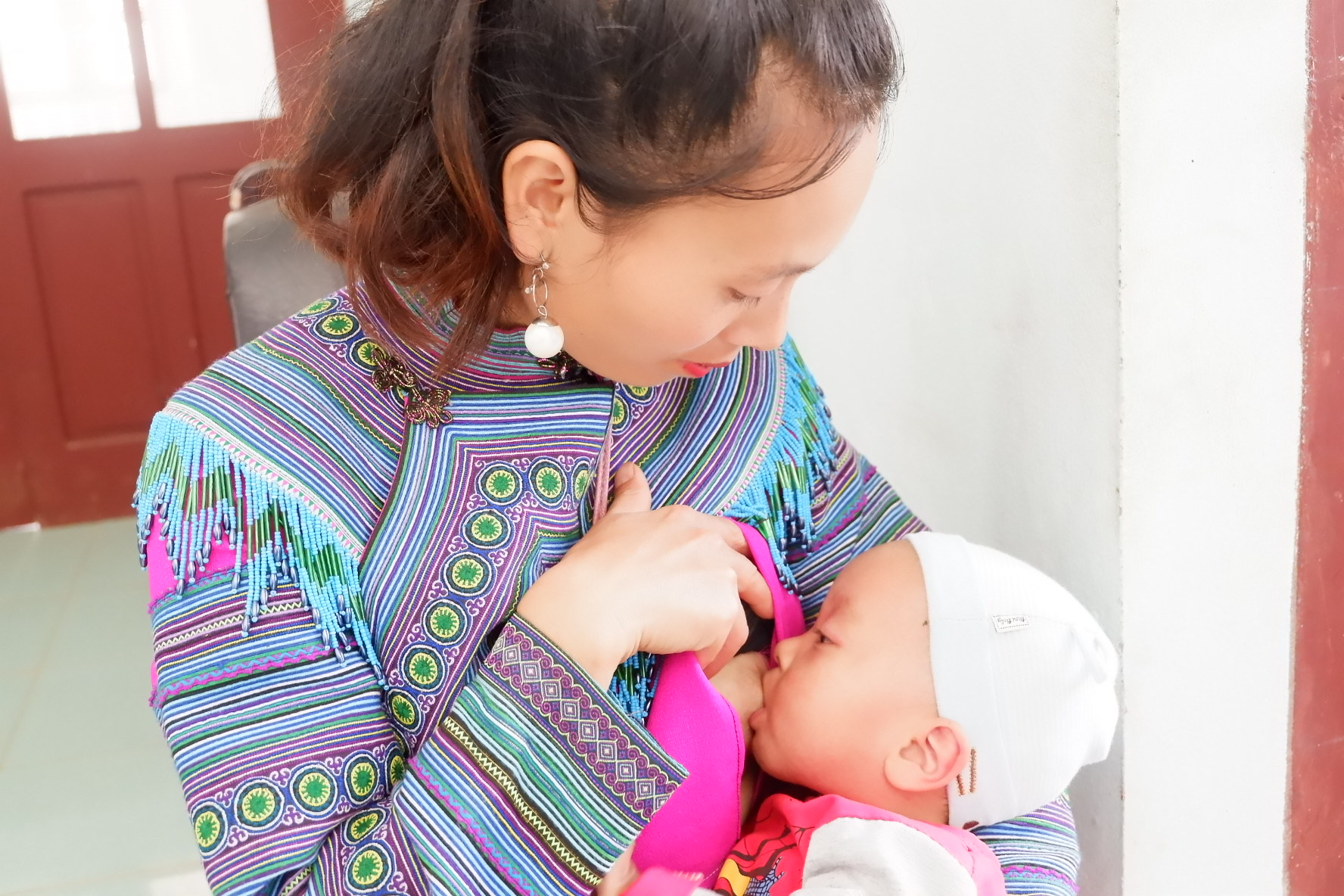 Nuôi con bằng sữa mẹ: Khởi đầu bền vững cho mỗi trẻ em - Ảnh 1.
