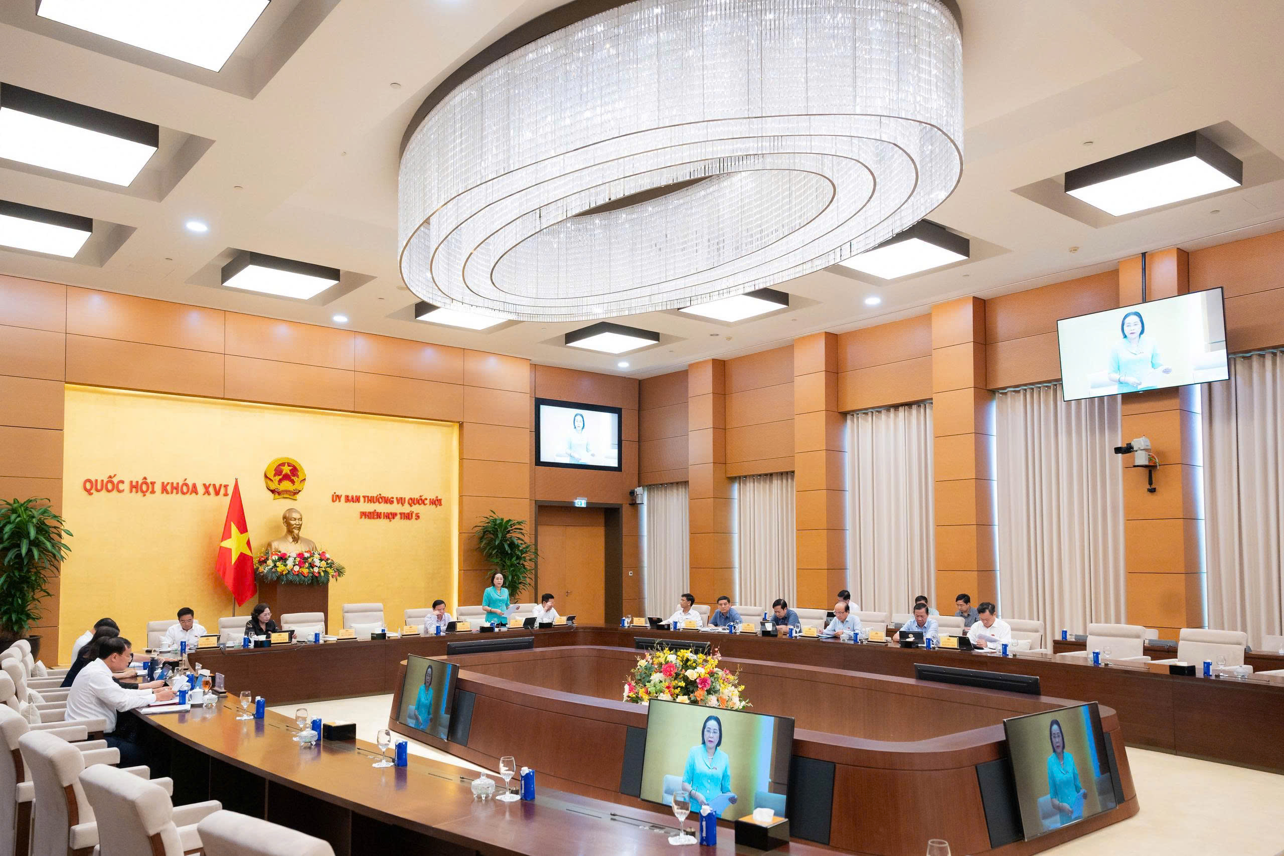 ubtvqh-17866988468352114500850 Cập Nhật Quan Trọng về Luật Hòa Giải tại Cơ Sở: Bảo Mật Thông Tin Nổi Bật - Ảnh 1.