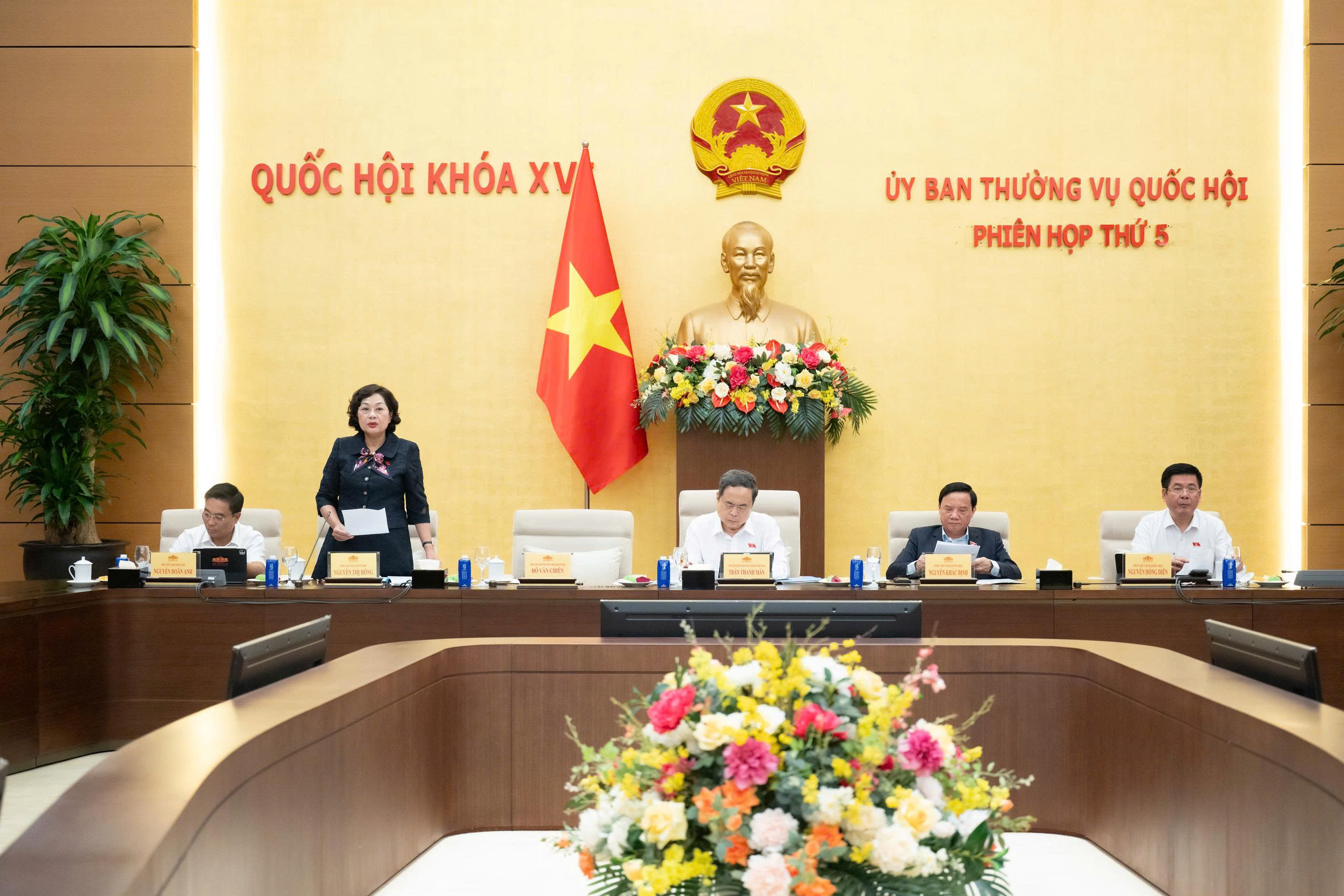 ubtvqh-1787223612695811435217 Hỗ trợ giảm thuế cho doanh nghiệp nhỏ - Ảnh 1.