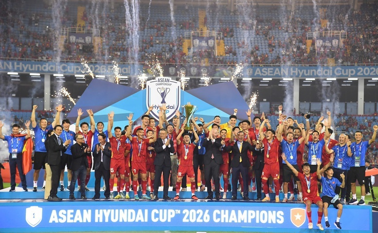vff-1787818430831312646749 Thủ tướng gửi thư chúc mừng thầy trò Kim Sang Sik- Ảnh 1.