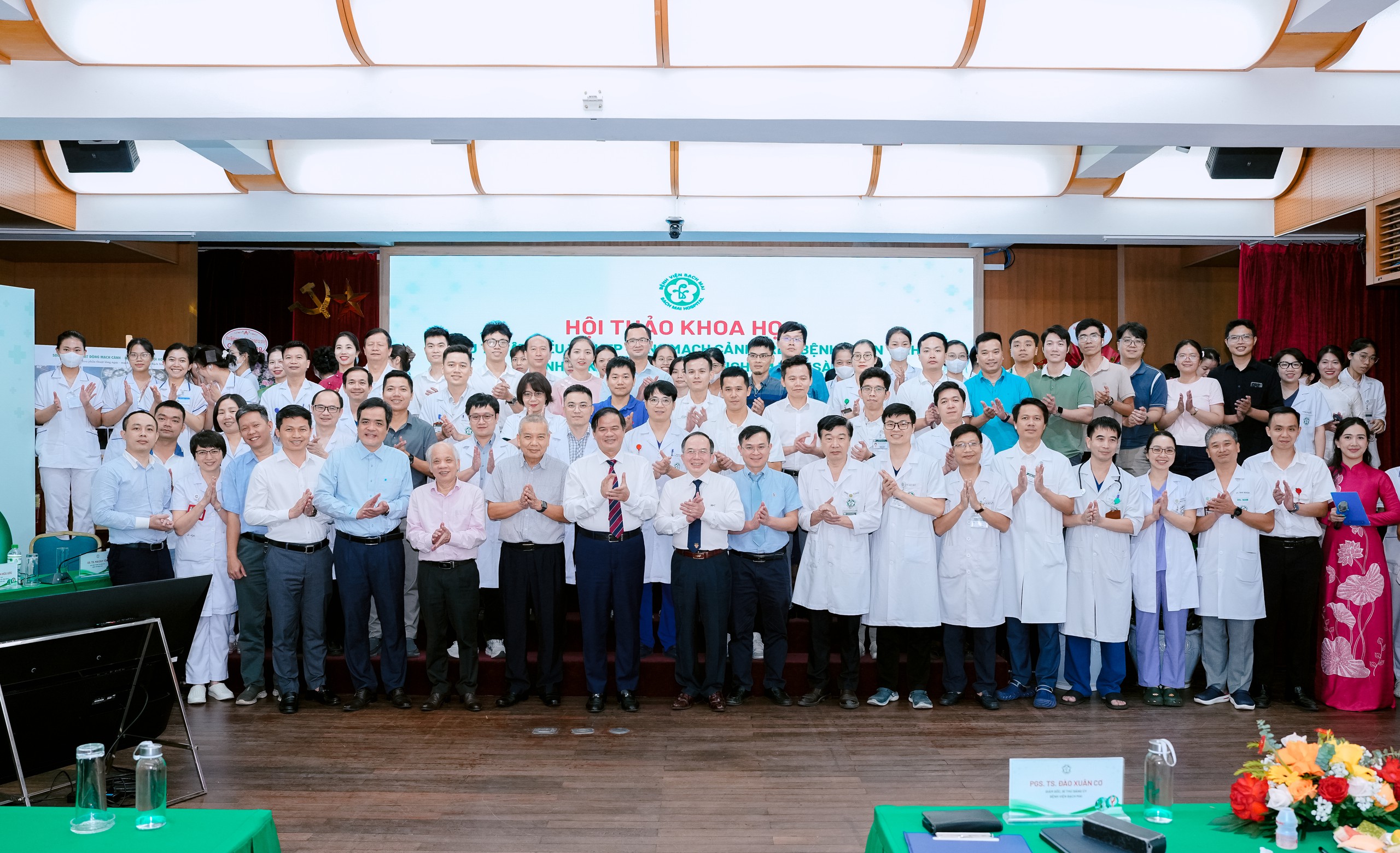 Bệnh viện Bạch Mai Đạt Thành Tựu Quan Trọng Trong Điều Trị Hẹp Động Mạch Cảnh