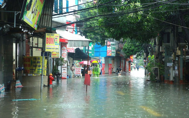 Cảnh báo mưa lớn từ đêm nay, Chính phủ yêu cầu bảo đảm an toàn cho người dân- Ảnh 2.