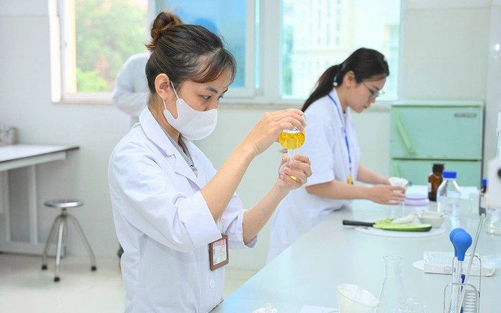 Cần nghiên cứu cơ chế học phí riêng và linh hoạt cho khối ngành sức khỏe - Ảnh 3.