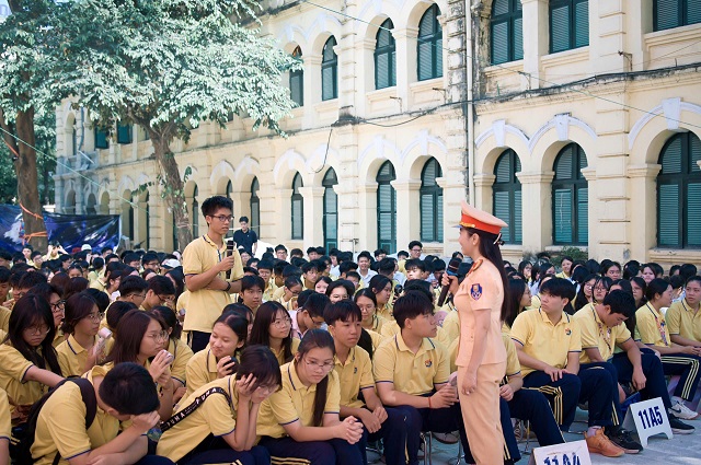 Siết an toàn giao thông học sinh: Hà Nội triển khai biện pháp từ cổng trường đến xử lý vi phạm