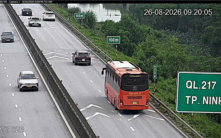 Biện Pháp Mới Để Giải Quyết Tình Trạng Xe Chạy Chậm Trên Cao Tốc - Ảnh 1.