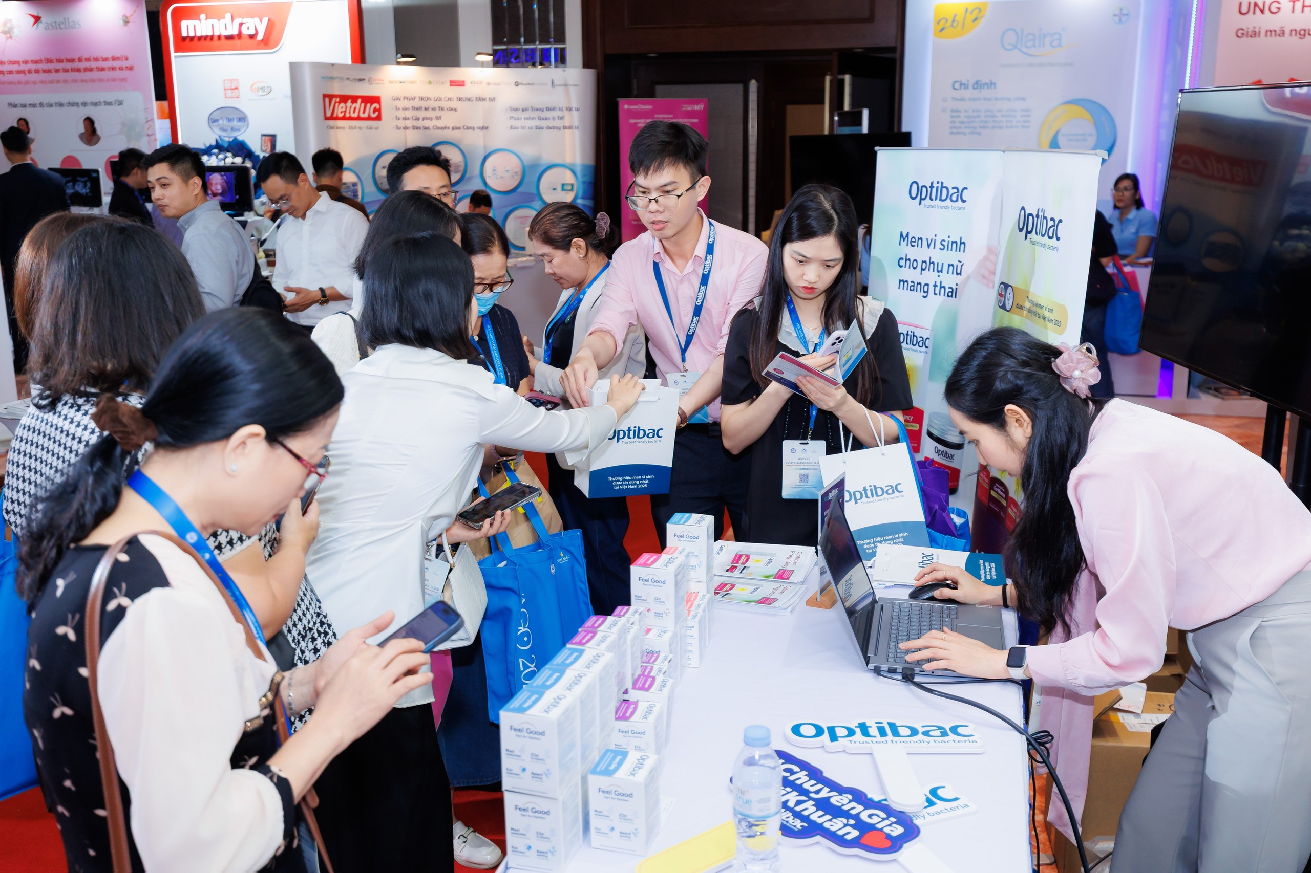 3-17890148218981992306511 Optibac tham dự Hội nghị Sản Phụ khoa Quốc tế 2026 về hệ vi sinh âm đạo - Ảnh 3.