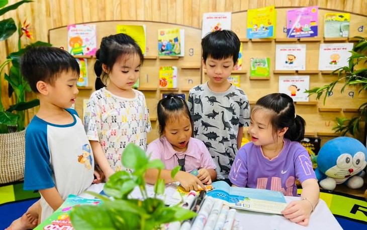 Giải Quyết Nỗi Lo Của Cha Mẹ Khi Trẻ Tự Kỷ Vào Lớp 1 - Ảnh 2.
