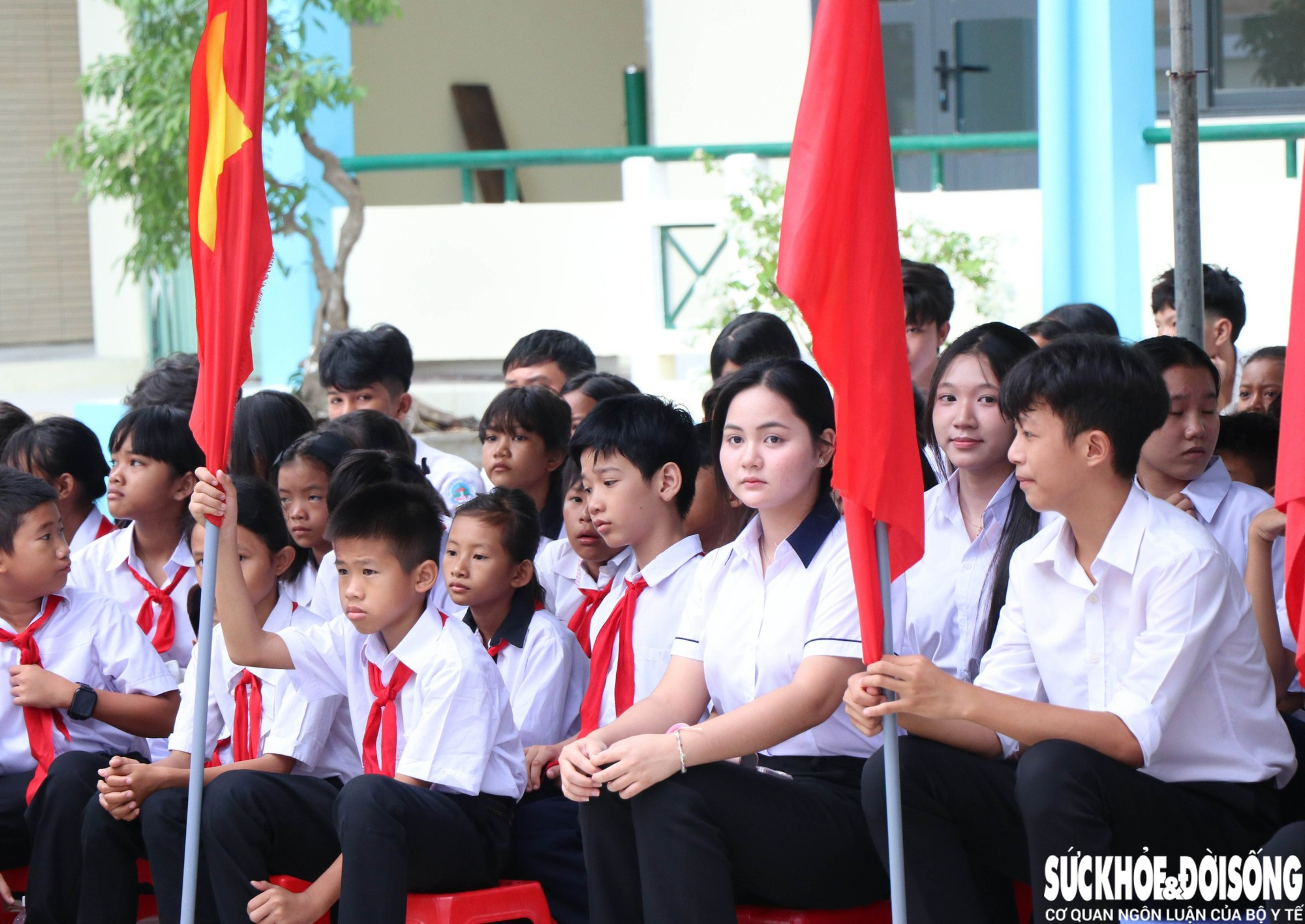 base64-17885937459441044818129 Hơn 457.000 học sinh Khánh Hòa bước vào năm học mới- Ảnh 3.