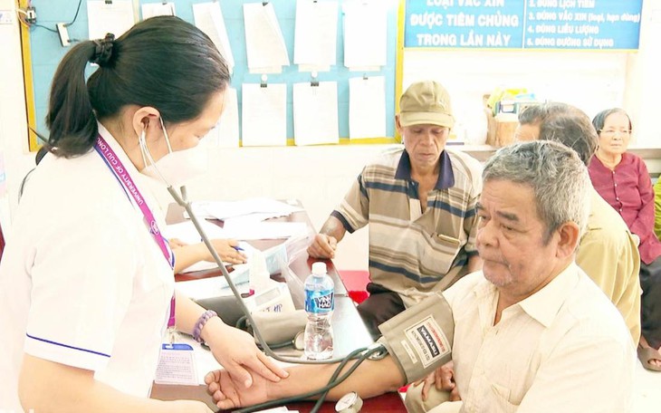Đổi mới toàn diện y tế cơ sở tại xã vùng cao Long Cốc - Ảnh 2.