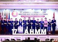 Chăm sóc sức khỏe sinh sản tại nhà máy: hành trình một ngày đưa dịch vụ đến 800 nữ công nhân