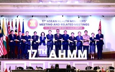 Chăm sóc sức khỏe sinh sản tại nhà máy: hành trình một ngày đưa dịch vụ đến 800 nữ công nhân
