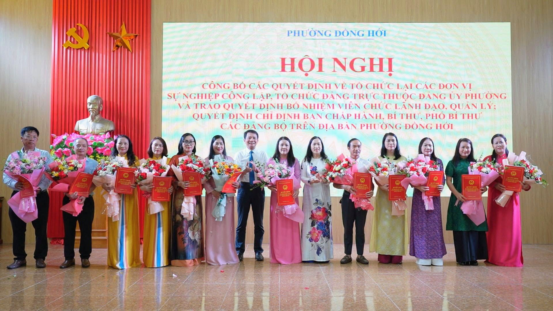 img2133-17887432813912026599166 Vì sao Quảng Trị phải rà soát việc sắp xếp cán bộ trường học sau sáp nhập?- Ảnh 1.