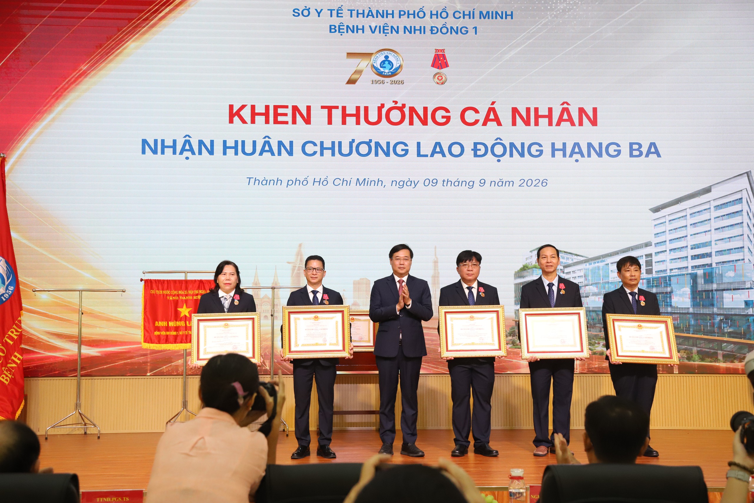 img9070-1788931011950537447340 Hai lần Anh hùng, Bệnh viện Nhi đồng 1 bước vào hành trình mới - Ảnh 5.