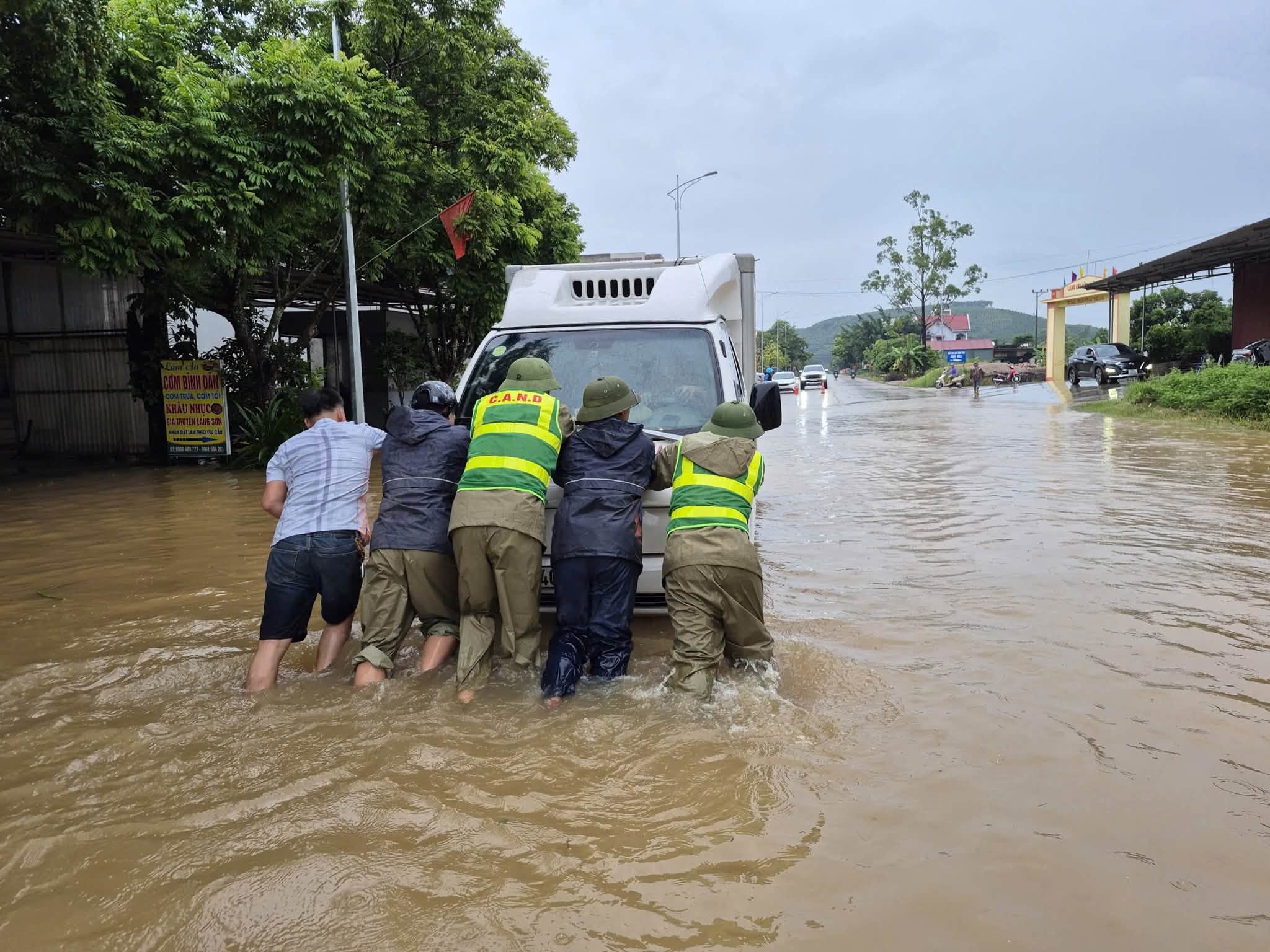Miền Bắc chuyển sang mưa dông: diễn biến, rủi ro và cách ứng phó