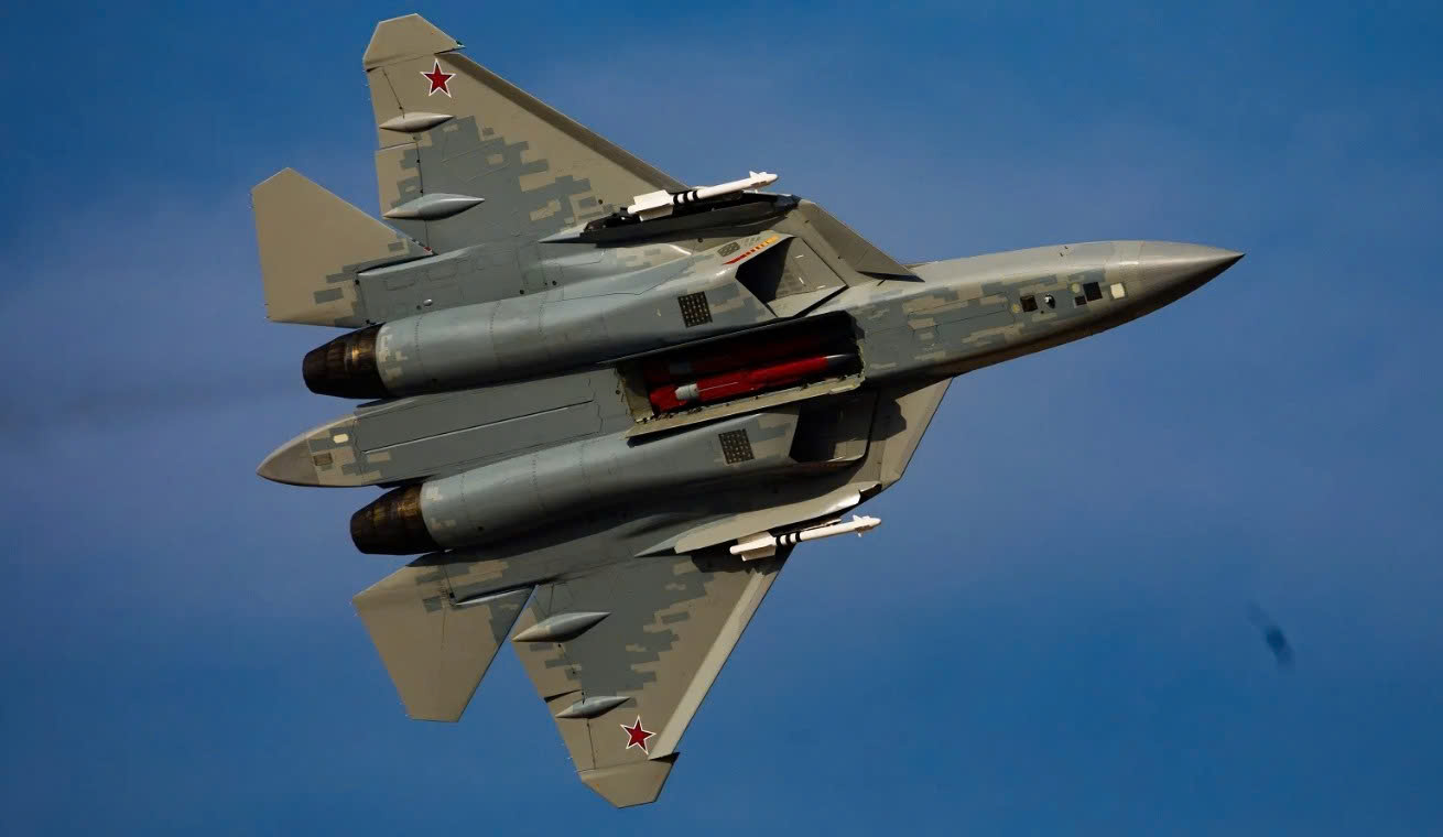 su-57-nga-1788425973973296785997 Sự Xuất Hiện Của Chiến Đấu Cơ Su-57 Nga Tại Ukraine - Ảnh 1.