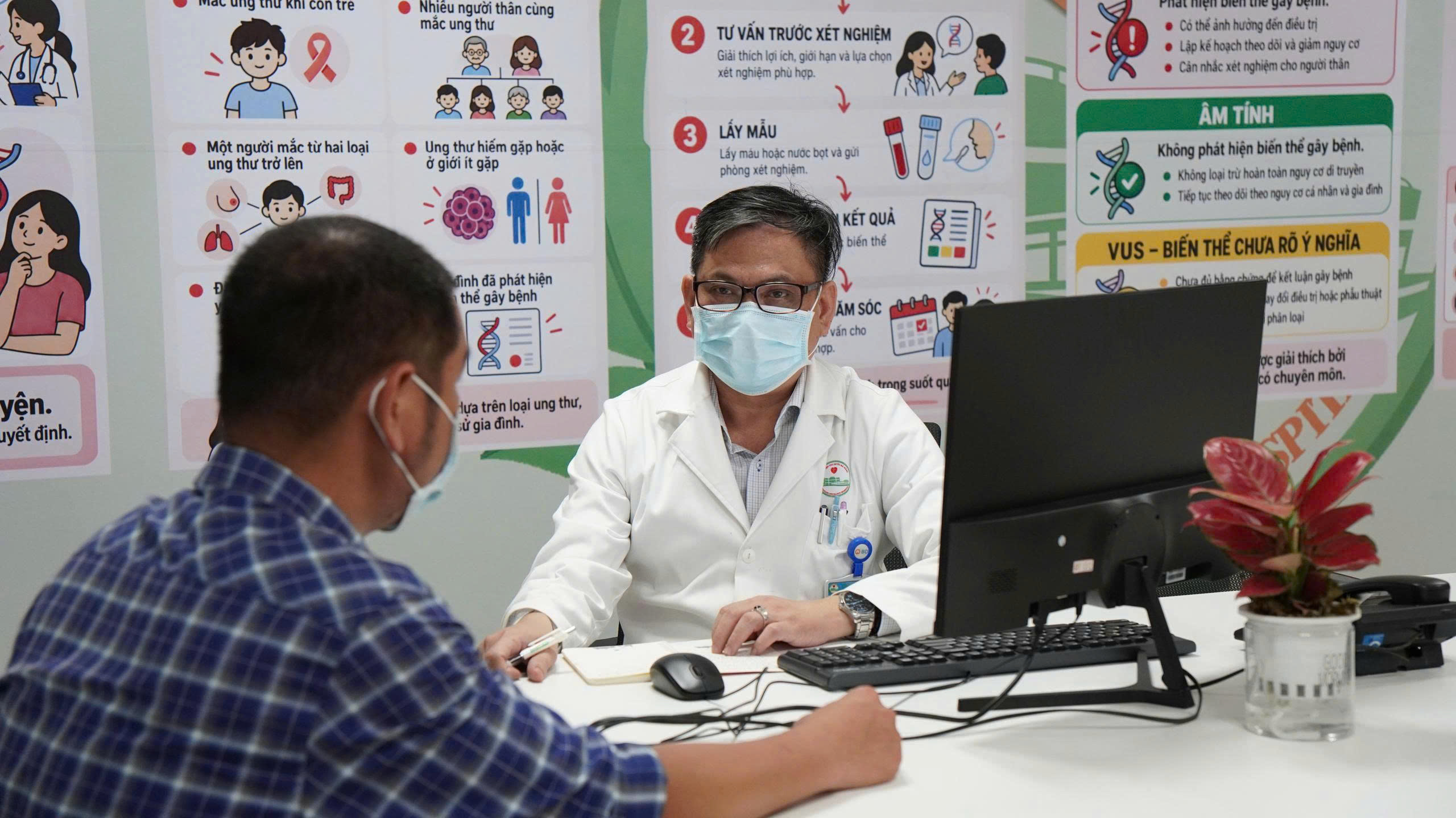 Khi nào cần xét nghiệm gen? Vai trò của phòng khám tư vấn di truyền ung thư