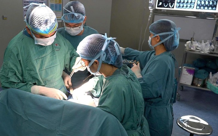 Lần đầu tiên tại miền Trung có phòng khám tư vấn di truyền ung thư - Ảnh 2.