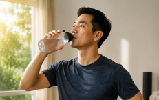 Giảm mỡ bụng sau 50: chọn đi bộ hay HIIT và cách áp dụng an toàn