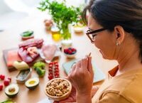 Thực đơn hàng ngày để hạ cholesterol: chiến lược ăn uống dễ thực hành