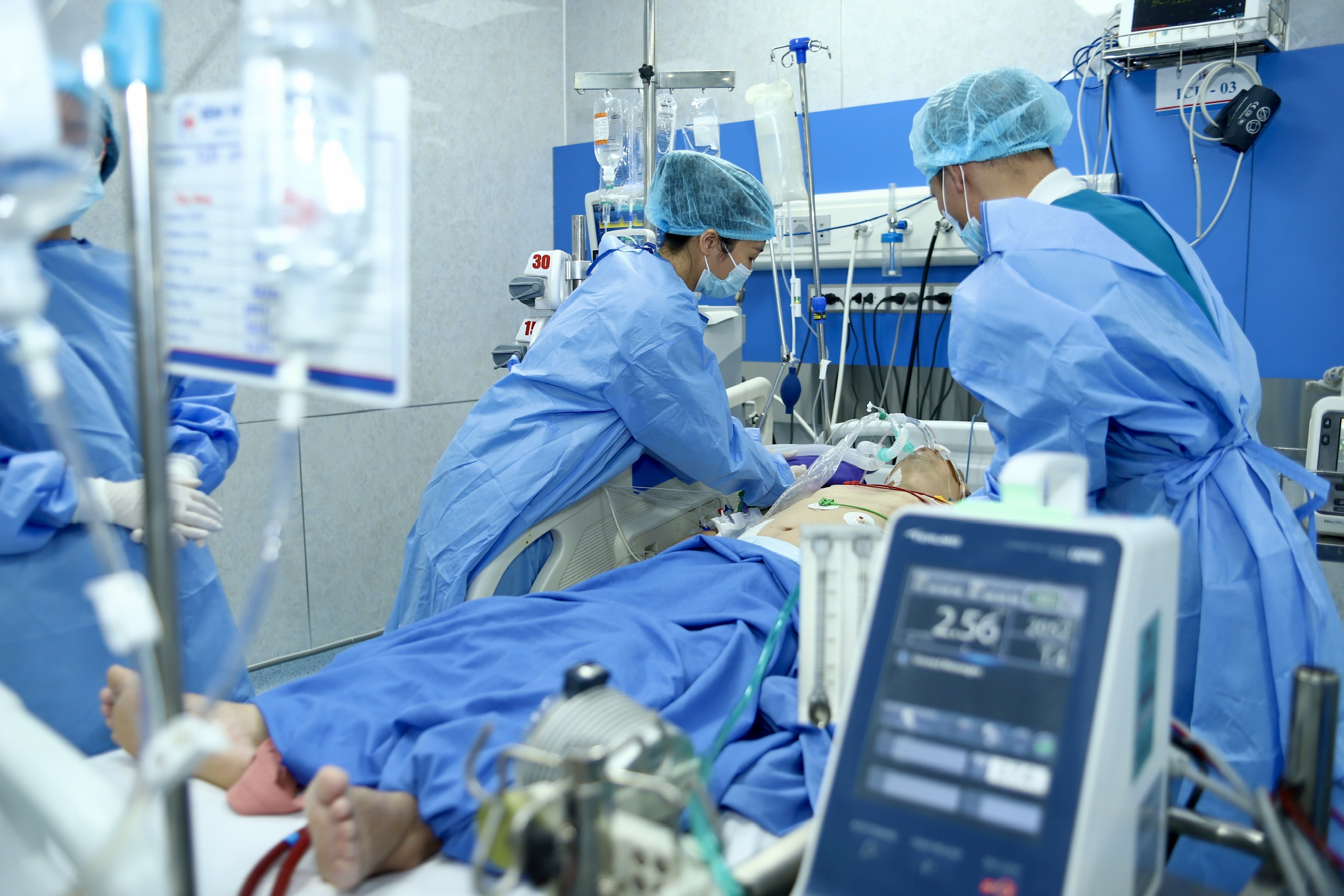 y-te-benh-vien-bac-si-1-17890850658311623438595 Dữ liệu dùng chung lĩnh vực y tế được khai thác, chia sẻ theo nguyên tắc nào?- Ảnh 2.