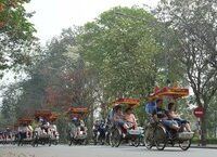 IRGC phóng tên lửa về phía tàu Hải quân Mỹ: diễn biến, cảnh báo và nguy cơ trong Vịnh Ba Tư